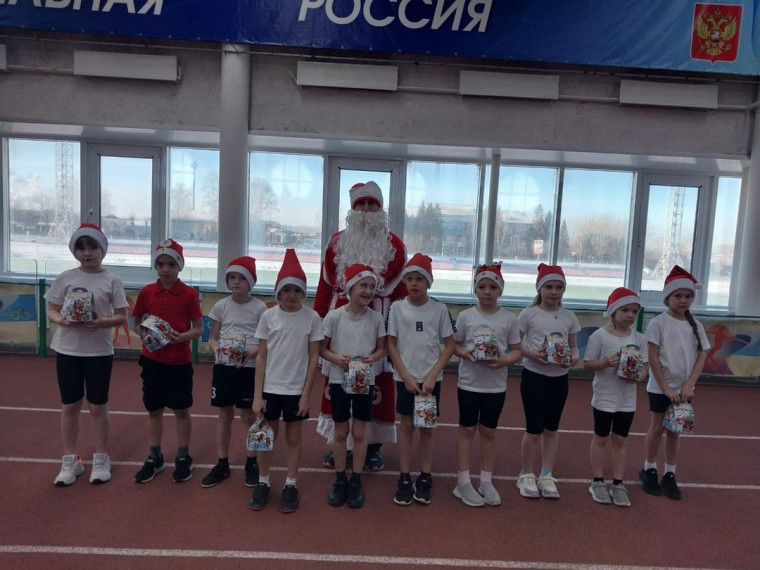 Новогодние весёлые старты.